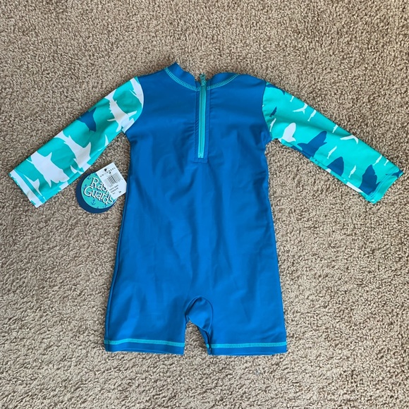 Baby Shark Hatley Boys Blue One Piece Rash Guard 3- 6 months - Picture 2 of 8